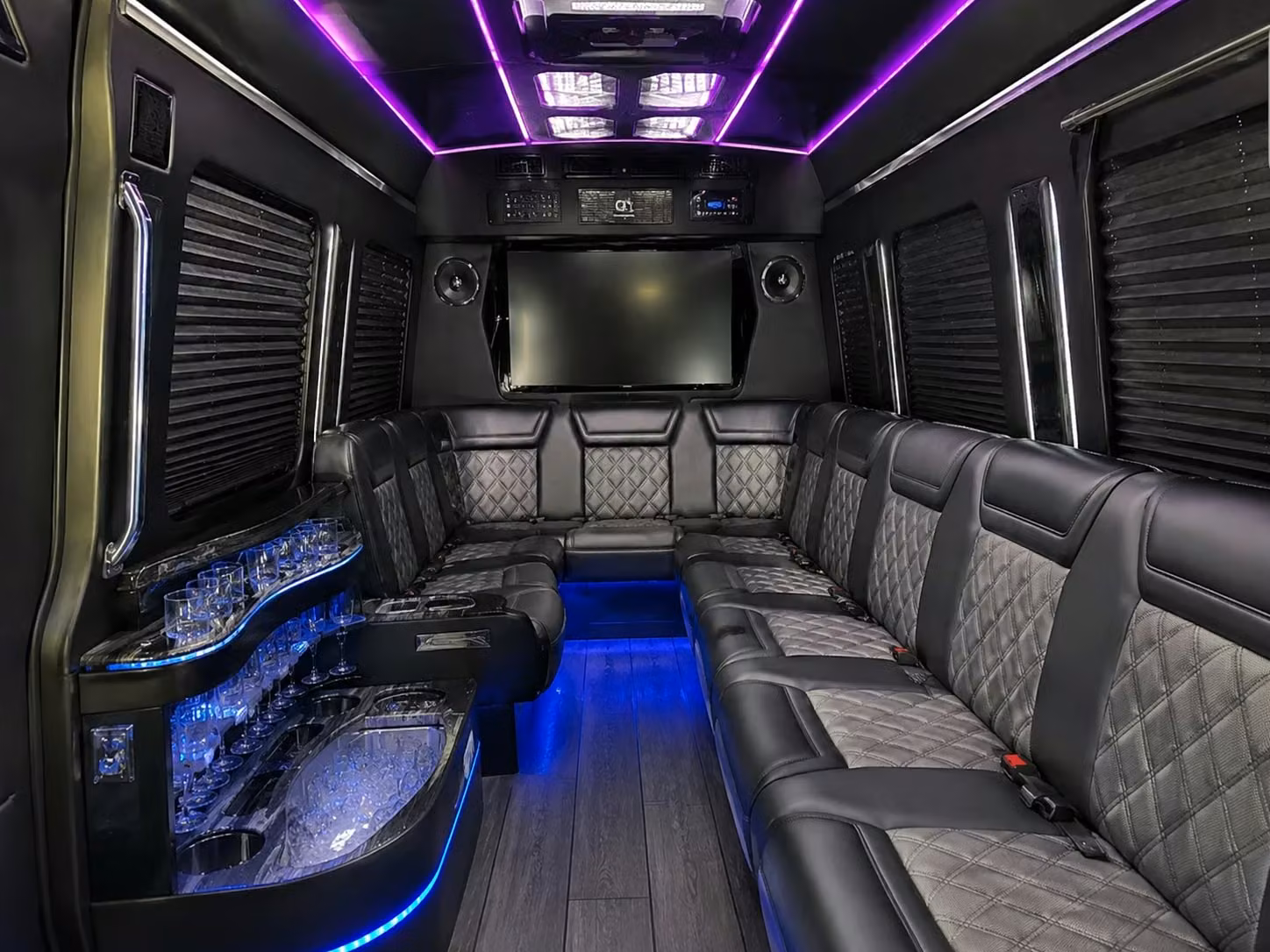 every boston college harvard and new england university athletic event deserves group transportation
